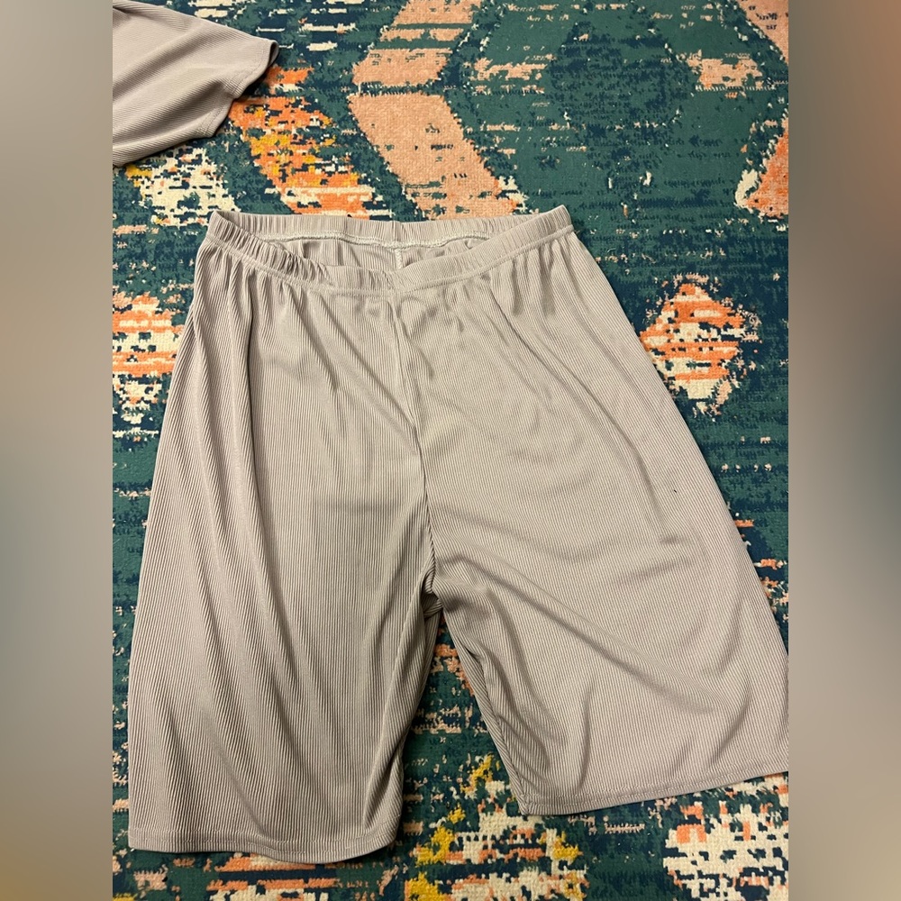 Co-ord Set - Picture 3 of 3